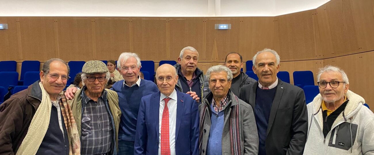 جولة فرنسية لمهنا شارك خلالها في مؤتمر “التحولات الكبرى في الشرق” وعدة فعاليات في غرنوبل وباريس مهنا: الدفاع عن قضايا الشعوب العادلة وفي المقدمة فلسطين واجب في مواجهة موت القانون الدولي