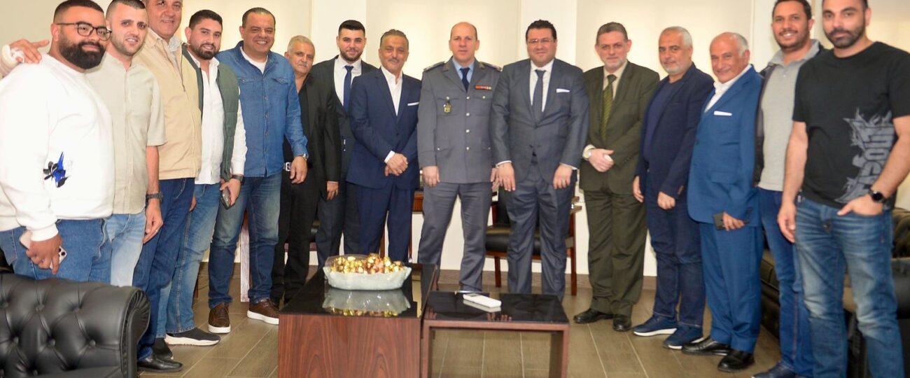 العميد عماد الجمل إستقبل المحامي حسن عفيف كشلي على رأس وفد من أبناء بيروت وفد من أبناء بيروت هنأ العميد الجمل