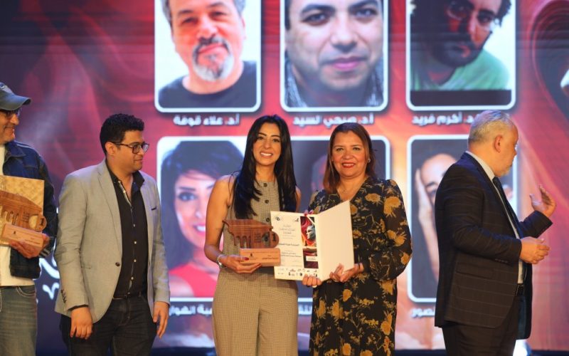 «الجريمة والعقاب.. ويوميات ممثل مهزوم» يحصدان جوائز الدورة الأولى من مهرجان الفضاءات المسرحية