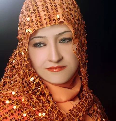 شيخ محمد مفيض الله يقدّم (أرض الحكايا) لسناء الشّعلان في ندوة هنديّة بحثيّة