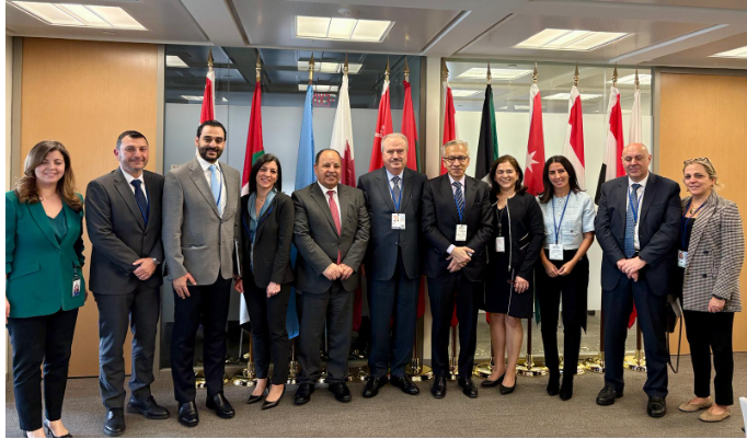 لقاءات وزير المالية في اجتماعات الصندوق والبنك الدوليين في واشنطن (اتصالات وزير المالية في الأحداث المتوقعة والبنك في واشنطن)