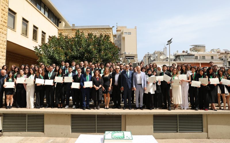 تكريم دفعة 2025 من برنامج المتفوقين في LAU (تكريم دفعة 2025 من برنامج المتفوقين في LAU)‏