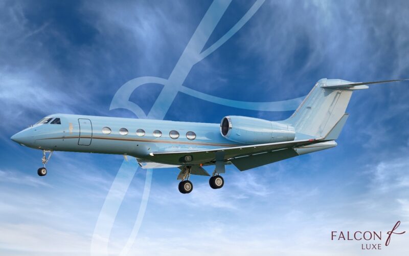 Falcon ترحب بأولى طائراتها من طراز Gulfstream: طائرة G450 الاستثنائية