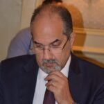أيمن عبد الحميد العضو المنتدب للشركة: انخفاض أسعار الفائدة يعزز القدرة الشرائية ويحفز التمويل العقاري.. والأولى للتمويل العقاري طرحت منتج التمويل الأخضر لدعم الاستدامة