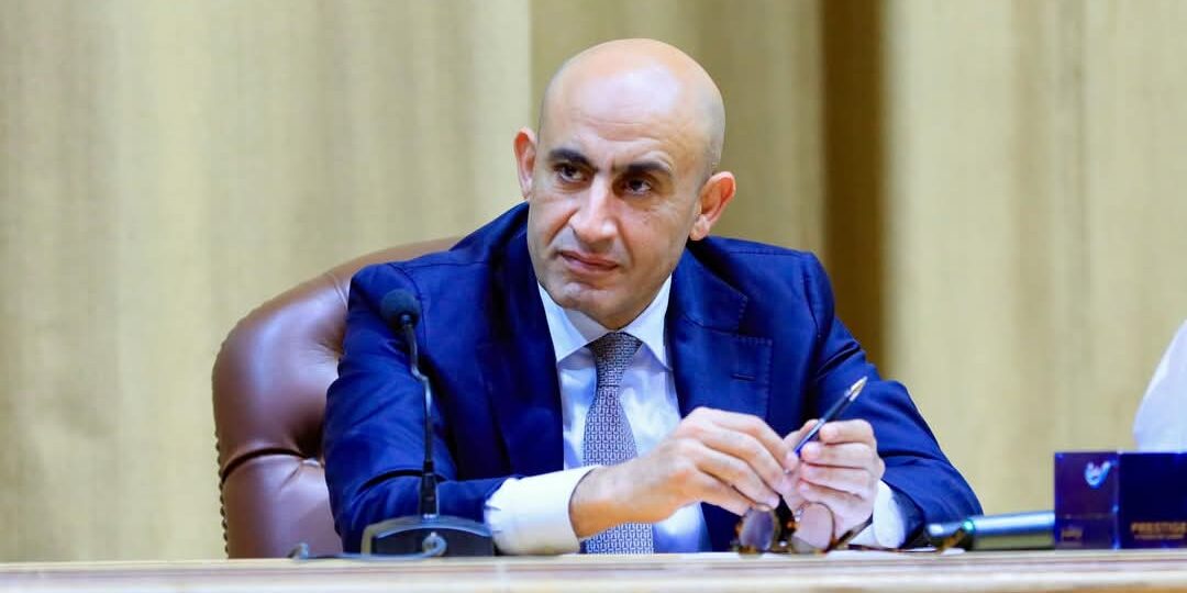 الإعلامي خيري رمضان: الوزير محمد عبد اللطيف أنهى “بعبع الثانوية العامة” ويقود تجربة ناجحة