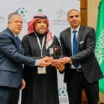 الدوسري يهنئ بن الحاج برئاسة الجامعة التونسية لكرة القدم المصغرة ويعد بدعم شامل لنهضة اللعبة