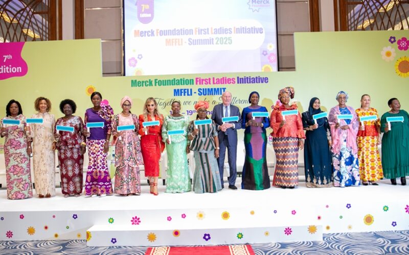 الرئيسه  التنفيذية ل مؤسسة ميرك , الدكتورة رشا قلج، و14 سيدة أولى يفتتحون النسخة السابعة من قمة “مبادرة السيدات الأول” في دبي