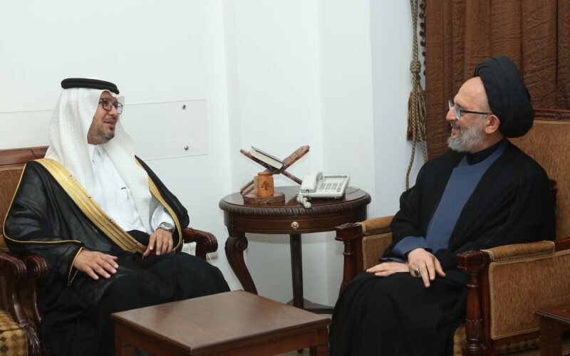 العلامة فضل الله استقبل البخاري والعريضي ووفدا باسم الحريري وشخصيات معزية بوالدته