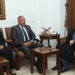 العلامة فضل الله استقبل مفتي صور والوزير مرتضى والبروفسيور شاهين وشخصيات معزية بوالدته