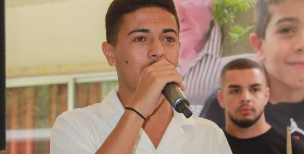 الفنان الشاب ستيفن جبيلي يحيي سهرة فنية بمناسبة عيد مار إلياس في حضور سياسي وفني لافت