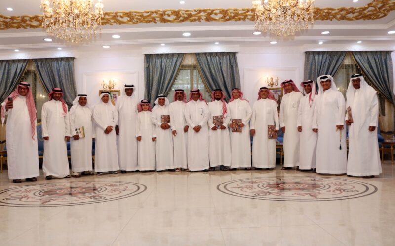 بحضور لافت لنخبة من الرياضيين والإعلاميين في الشرقيةالإعلامي قحيصان الهاجري يحتفي بالزميل ياسر الهزيم بعد تماثله للشفاء التام