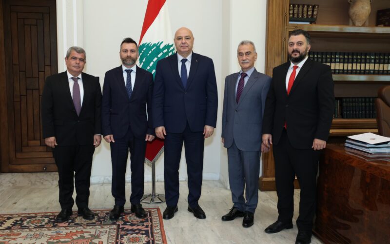رئيس الجمهورية عرض مع نائب رئيس مجلس الوزراء