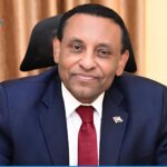 رئيس الوزراء يصدر قراراً بتعيين خمسة وزراء وثلاثة وزراء دولة في “حكومة الأمل”