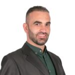 د. عمر العجمي: ما يناسب غيرك قد يكون مؤذياً لبشرتك!
